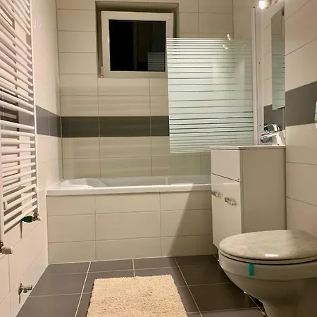 Myty Apartament Апартаменти *